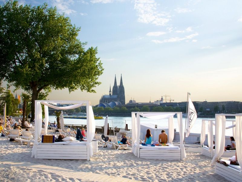 Keulen Beach Club