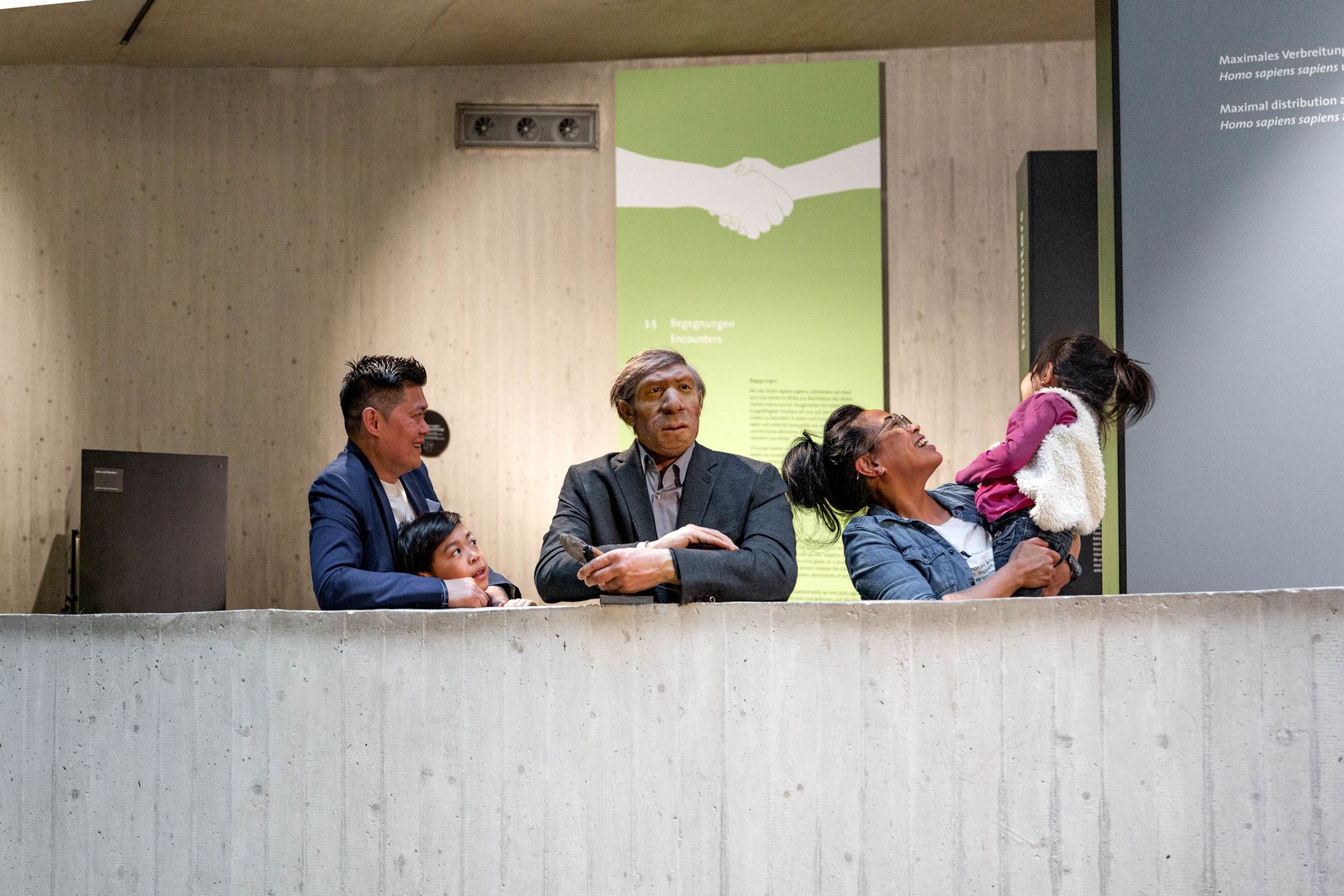 Bezoekers naast Neanderthalers, Neanderthal Museum