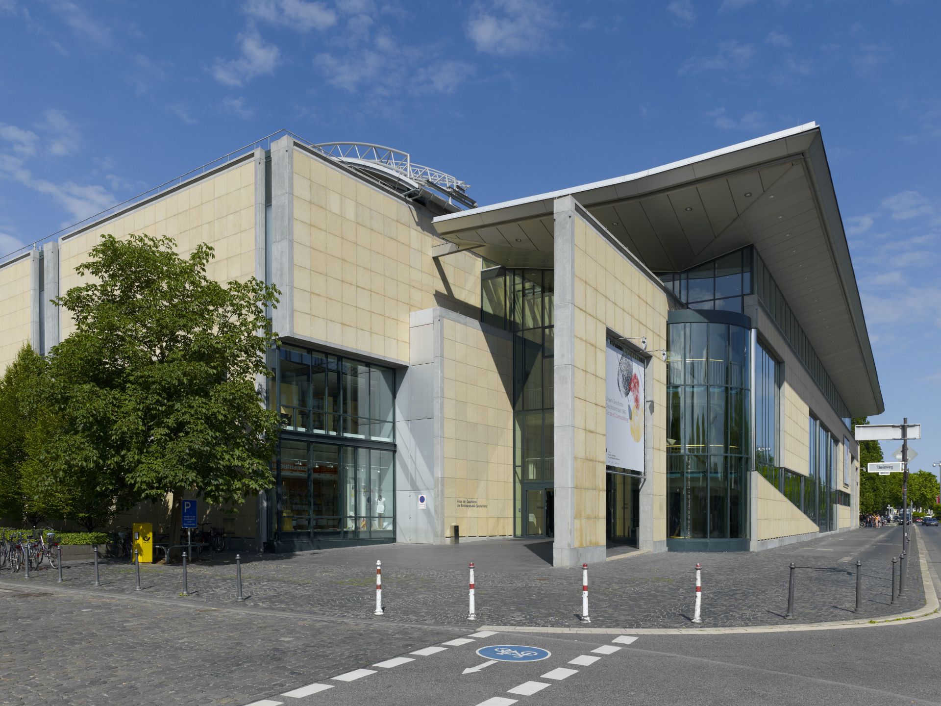 Het Haus der Geschichte ligt aan de Museum Mile in Bonn.