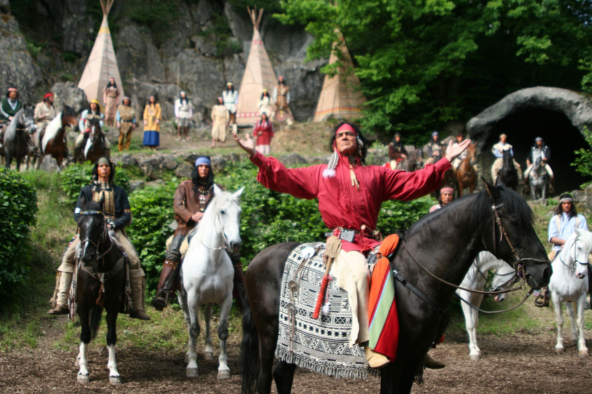 De stukken op het Karl May Festival vertellen over indianenstammen en hun stamhoofden