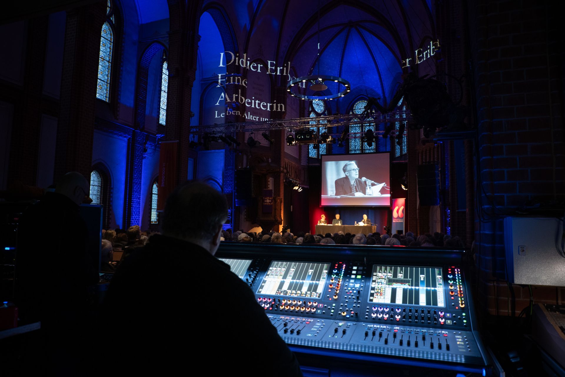 De Kulturkirche Köln is een van de opmerkelijke locaties van lit.COLOGNE