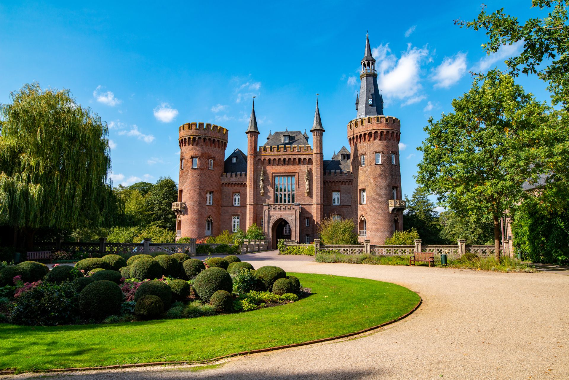 Museum Schloss Moyland heeft 's werelds grootste collectie werken van Joseph Beuys.