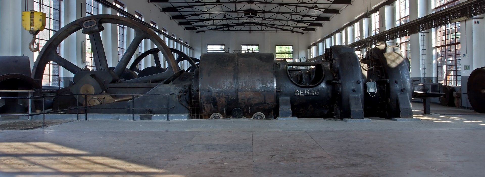 Een uniek ensemble van vijf gascompressoren maakt de machinehal tot het juweel van de cokesfabriek van Hansa.