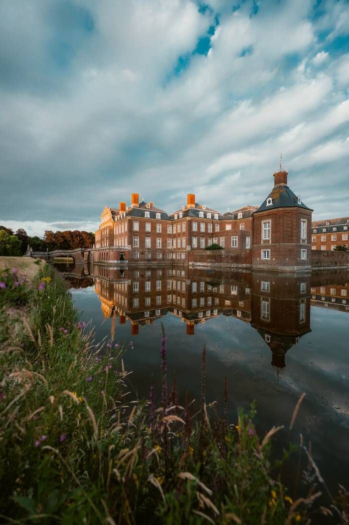 Vanwege de structurele afmetingen en het barokke ontwerp wordt Kasteel Nordkirchen beschouwd als het Versailles van Westfalen.