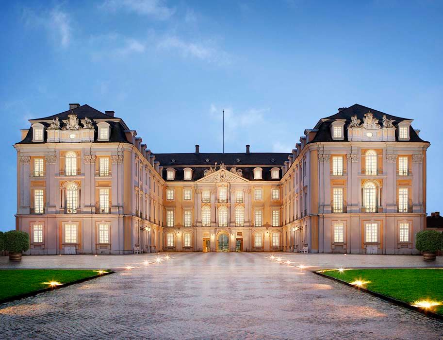 Het UNESCO-werelderfgoedkasteel Augustusburg ligt in Brühl bij Keulen.