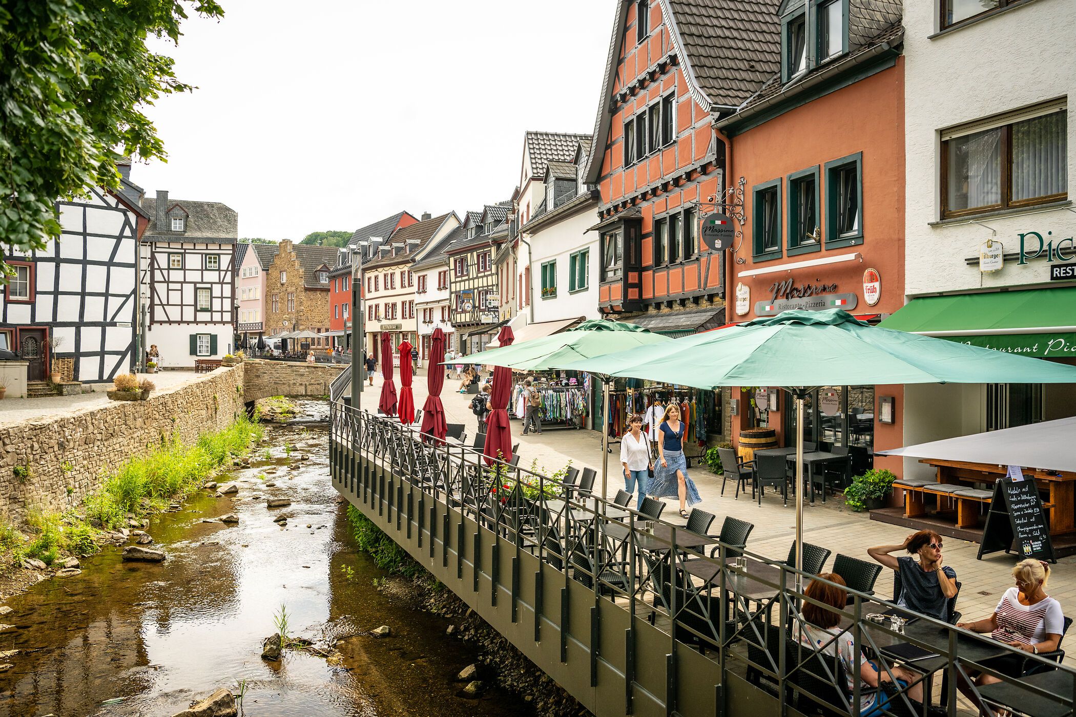 Bad Münstereifel, Stadtbummel_im_City-Outlet