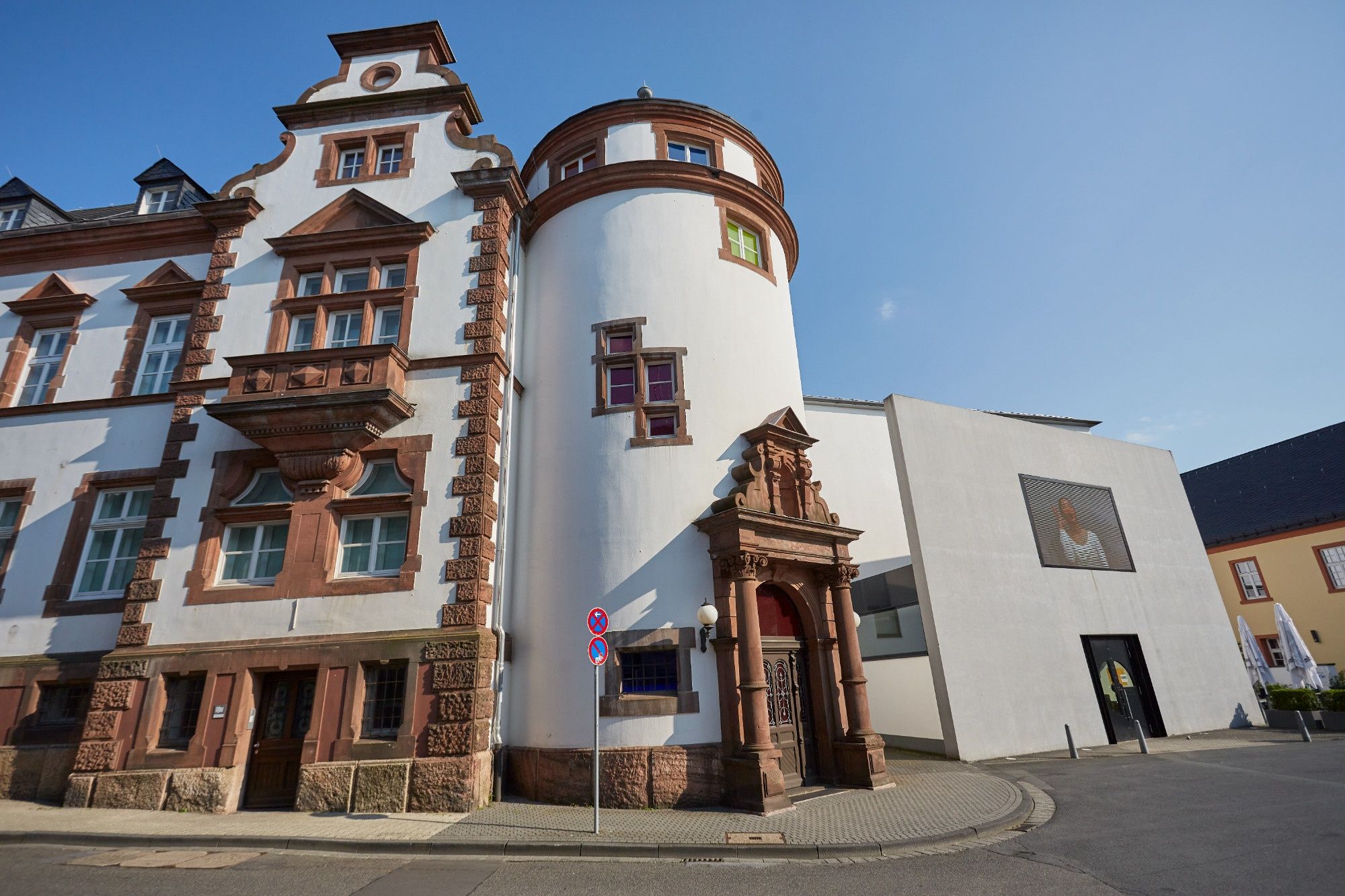 Het Museum voor Hedendaagse Kunst Siegen is geïntegreerd in het Lower Castle