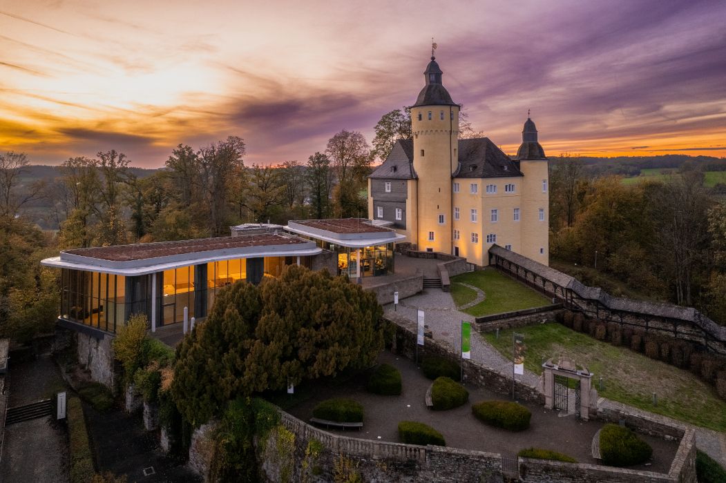 Kasteel Homburg is een bezienswaardigheid in het district Oberberg