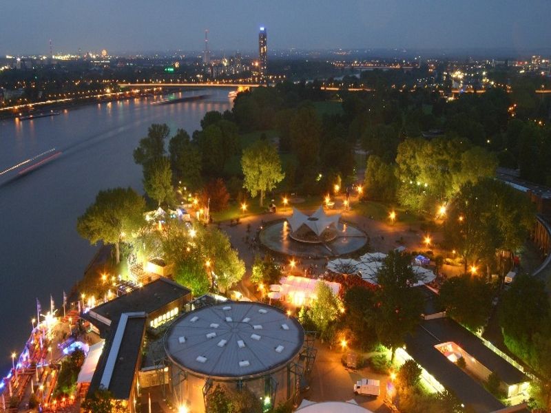 Luchtfoto Tanzbrunnen